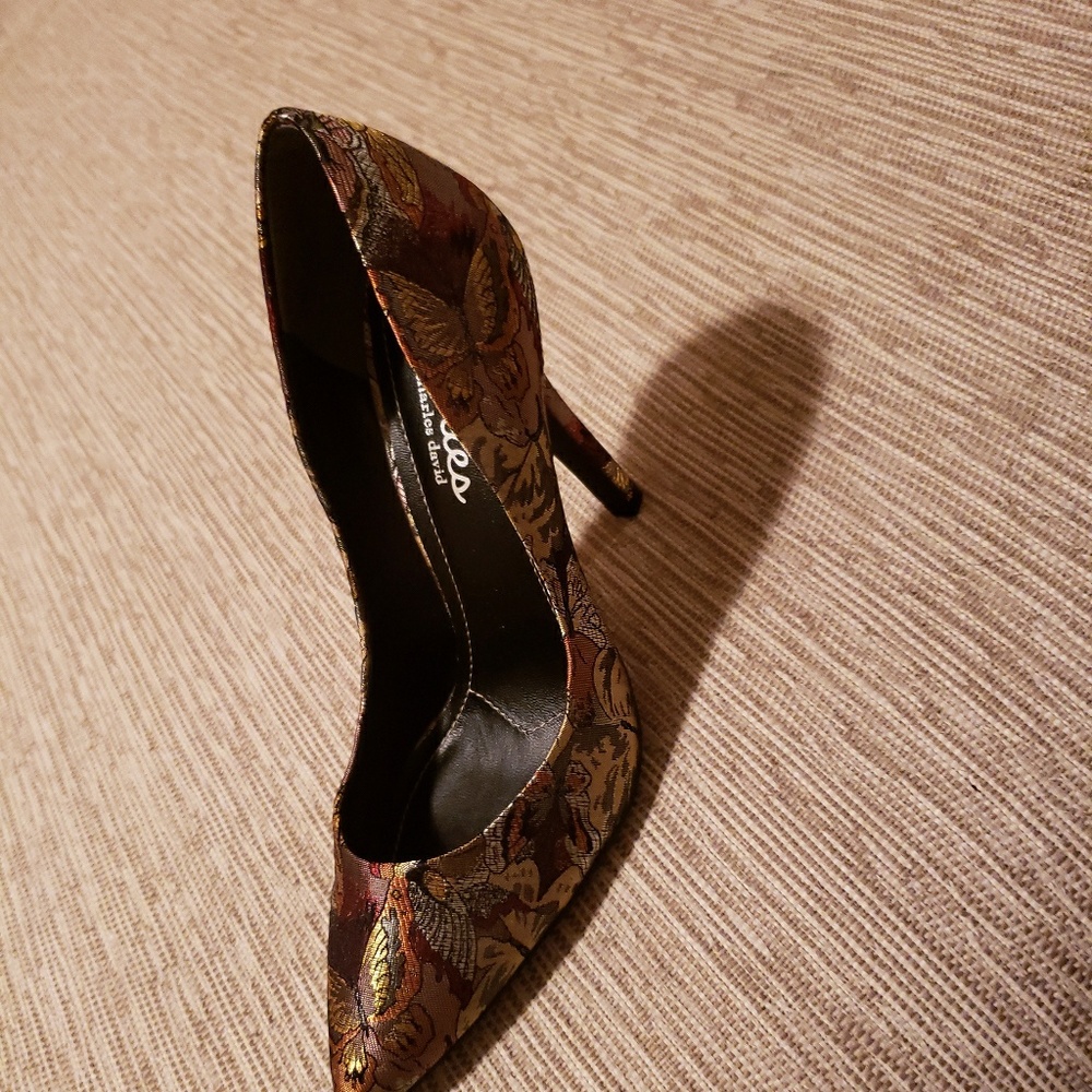 Shoes - Picture 3 of 3
